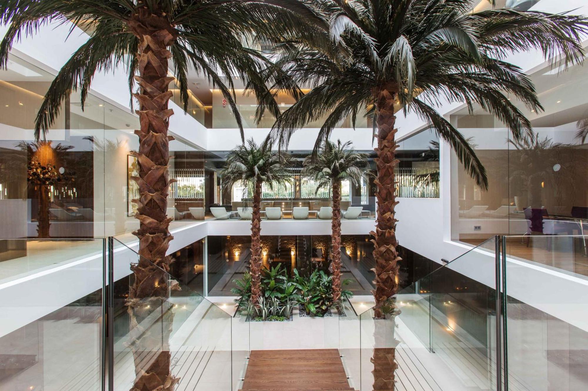 Don Carlos ماربيا المظهر الخارجي الصورة The interior of the hotel