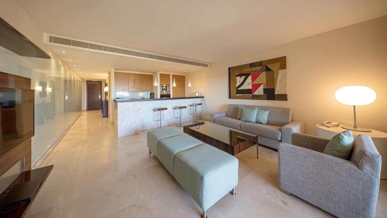 Don Carlos ماربيا المظهر الخارجي الصورة A suite at the Ritz-Carlton, Maldives